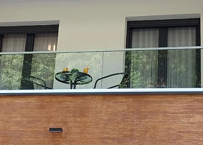 Sana & Free Garaza *